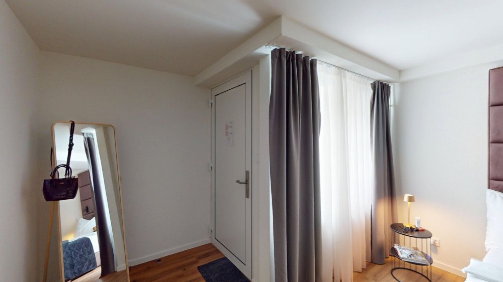 Erstvermietung nach Komplettsanierung – Exklusive Maisonette im Stadtzentrum - Bild 3