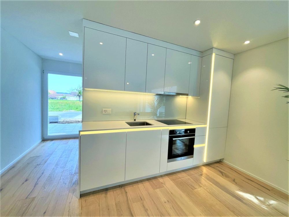 Moderne 2-Zimmer-Wohnung mit Balkon in Brunegg - Bild 3