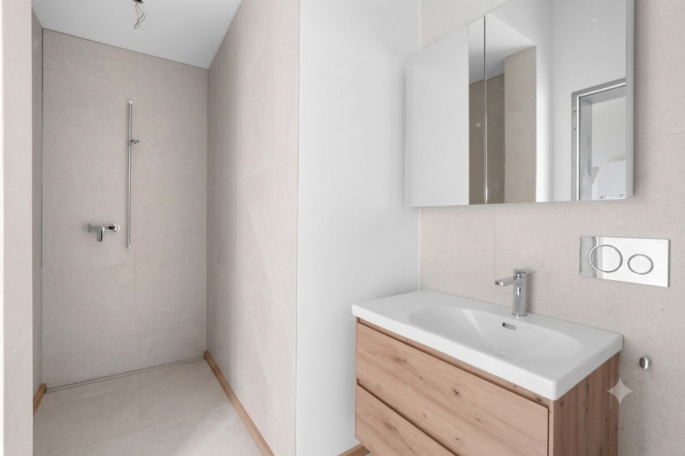 Erstbezug: Viel Raum, Licht und Ruhe in moderner Maisonette-Wohnung - Bild 13