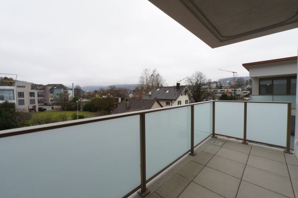 ERSTVERMIETUNG IN LIESTAL - jede Wohnung mit eigenem Waschturm - DSC01604.JPG