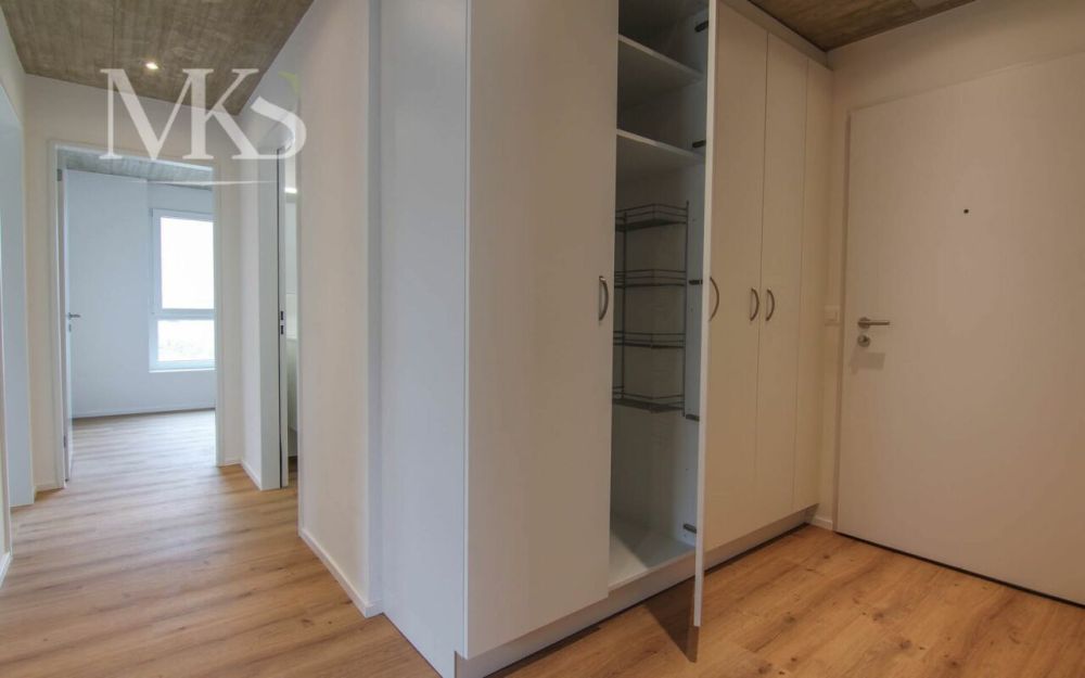 Geräumige 5.5 Zimmer Neubau Wohnung in Visp (140 m2 mit 34 m2 Balkon) - Bild 9