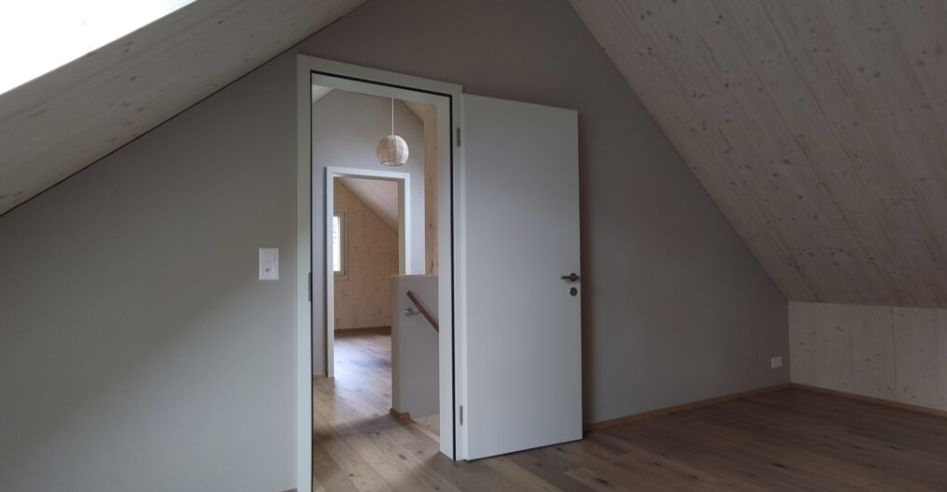 WG Zimmer in einer Doppelhaushälfte in Rigi Kaltbad - Bild 3
