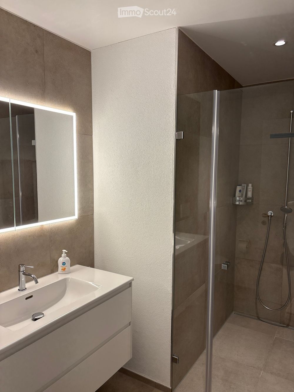 Nachmieter gesucht für moderne 2.5-Zimmer-Wohnung im Neubau am Postplatz in Wohlen - Bild 9