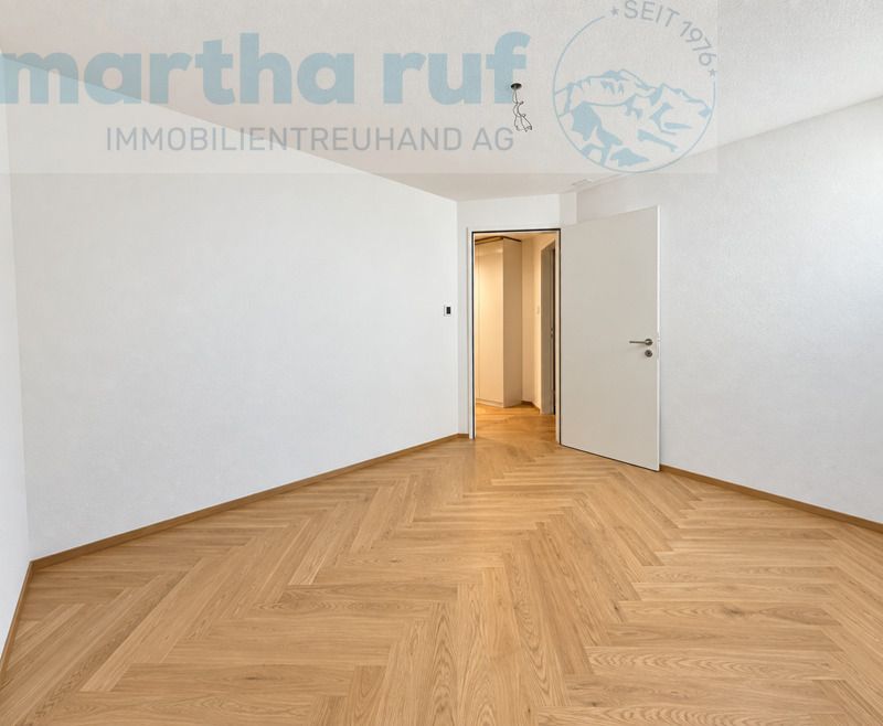 Exklusive 3.5- Zimmer Wohnung mit Garten Modern und hochwertig - Bild 6