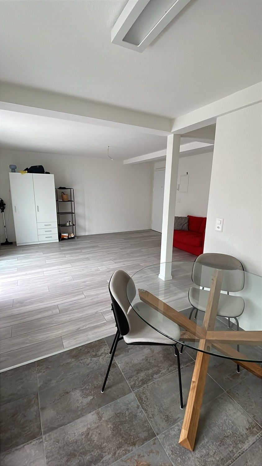 Modernes Studio mit Seesicht, Balkon und Toplage  nur 5 Gehminuten zum Bahnhof Oberrieden - Bild 9