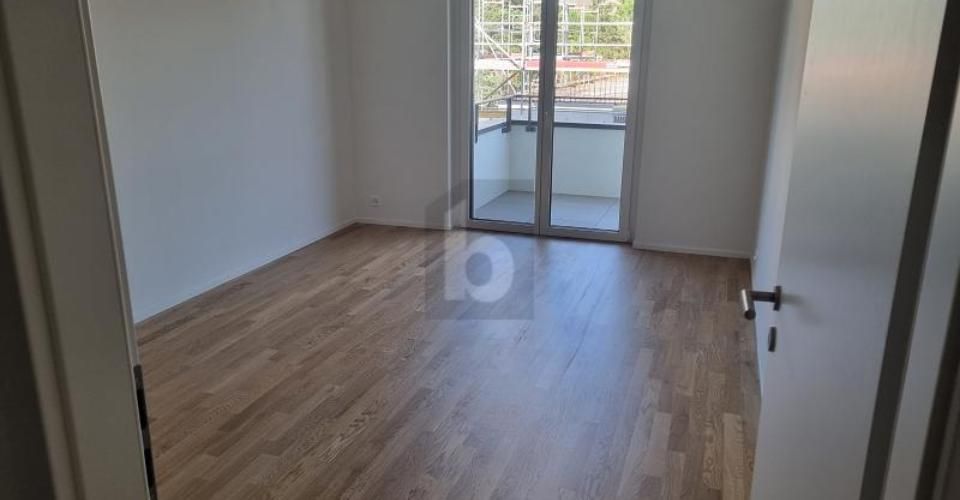 CONFORT MODERNE DANS UN EMPLACEMENT IDÉAL - Appartement 2 pièces - image - 3
