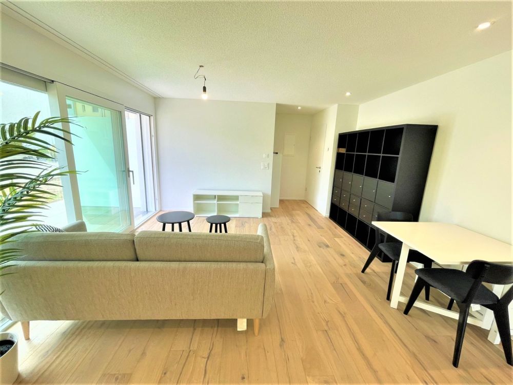 Moderne 2-Zimmer-Wohnung mit Balkon in Brunegg - Bild 2