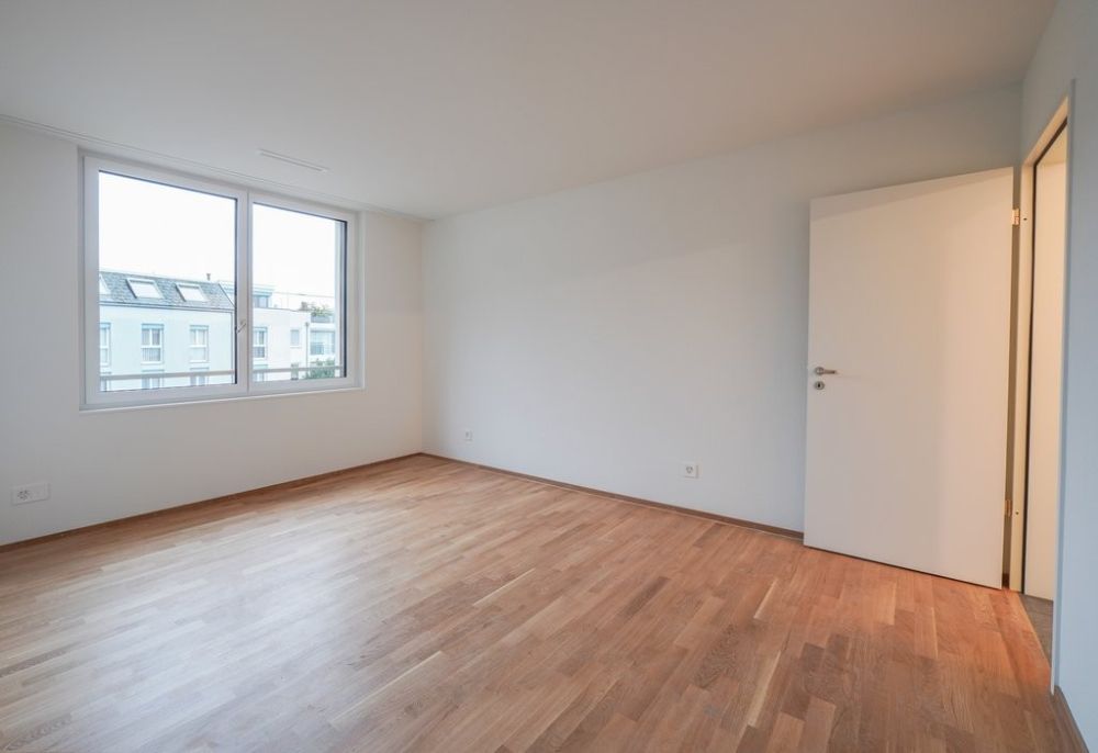 ERSTVERMIETUNG IN LIESTAL - jede Wohnung mit eigenem Waschturm - Zimmer_2.jpg