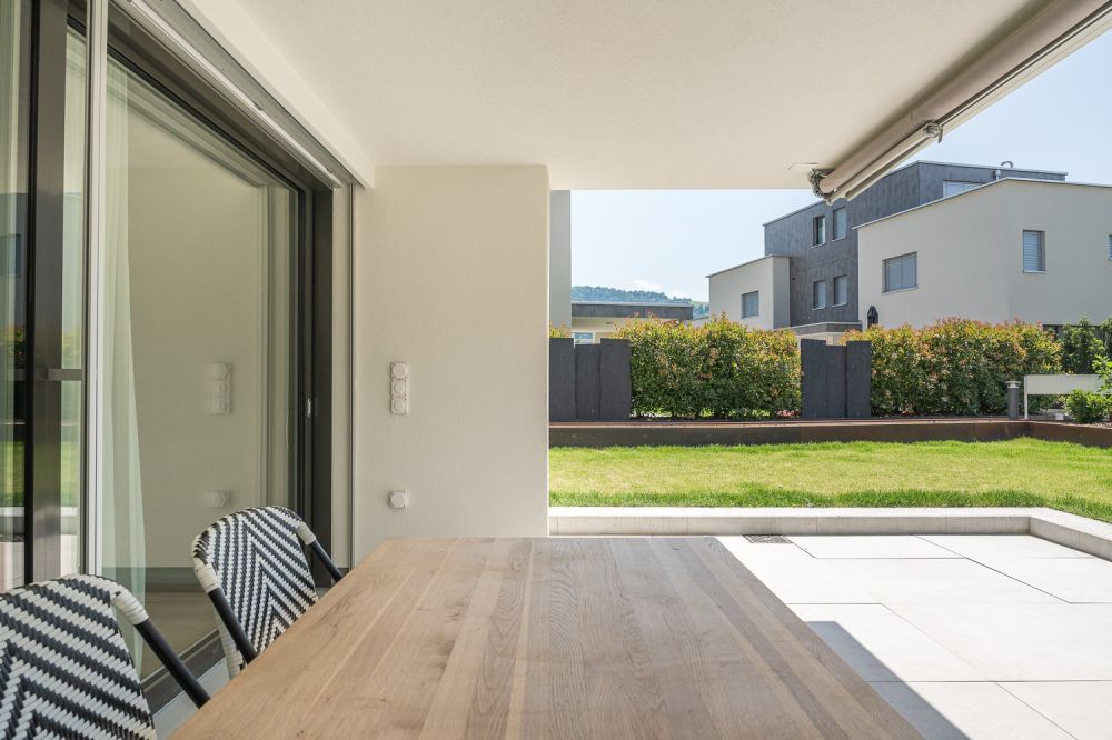 Exklusive möblierte Haushälfte mit Garten in Luzern - Bild 3