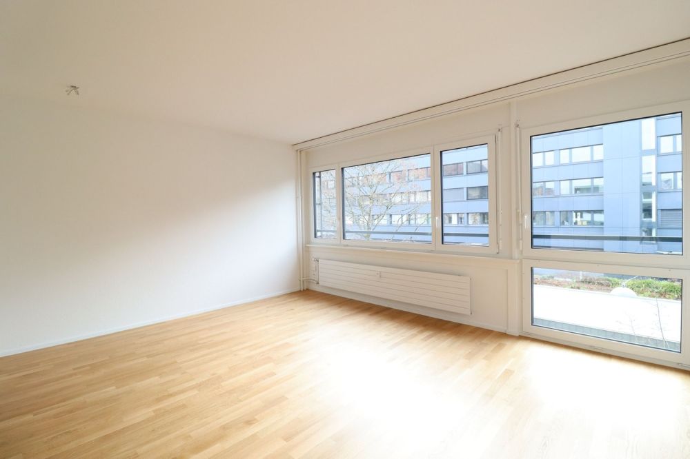 Ein Stück Länggasse zum Wohlfühlen! - Fensterfront neu