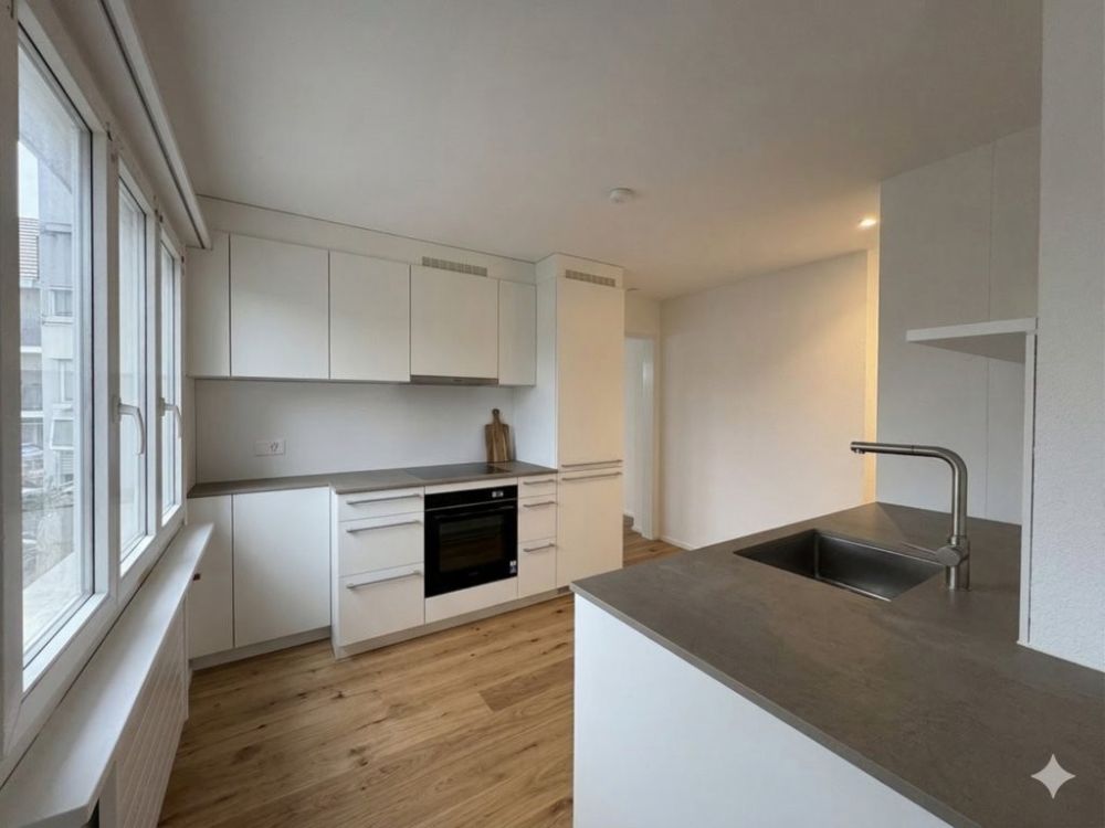 ERSTVERMIETUNG NACH UMBAU - 2.5 ZIMMER-WOHNUNG - Bild 4