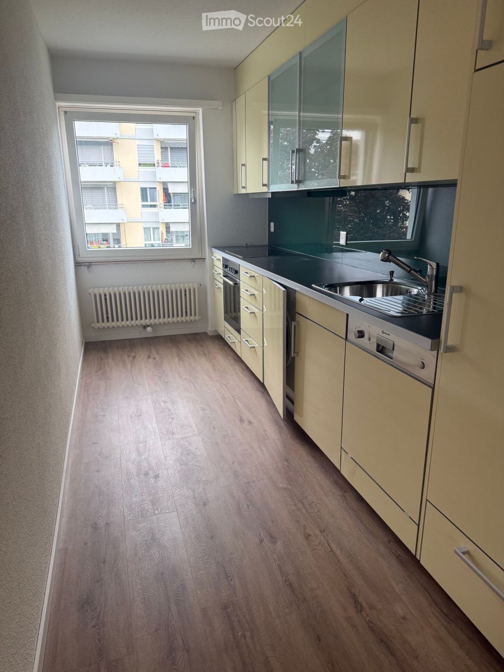 Renovierte 3 ½ Zimmer Wohnung in 3604 Thun per sofort oder nach Vereinbarung zu vermieten. - Bild 9