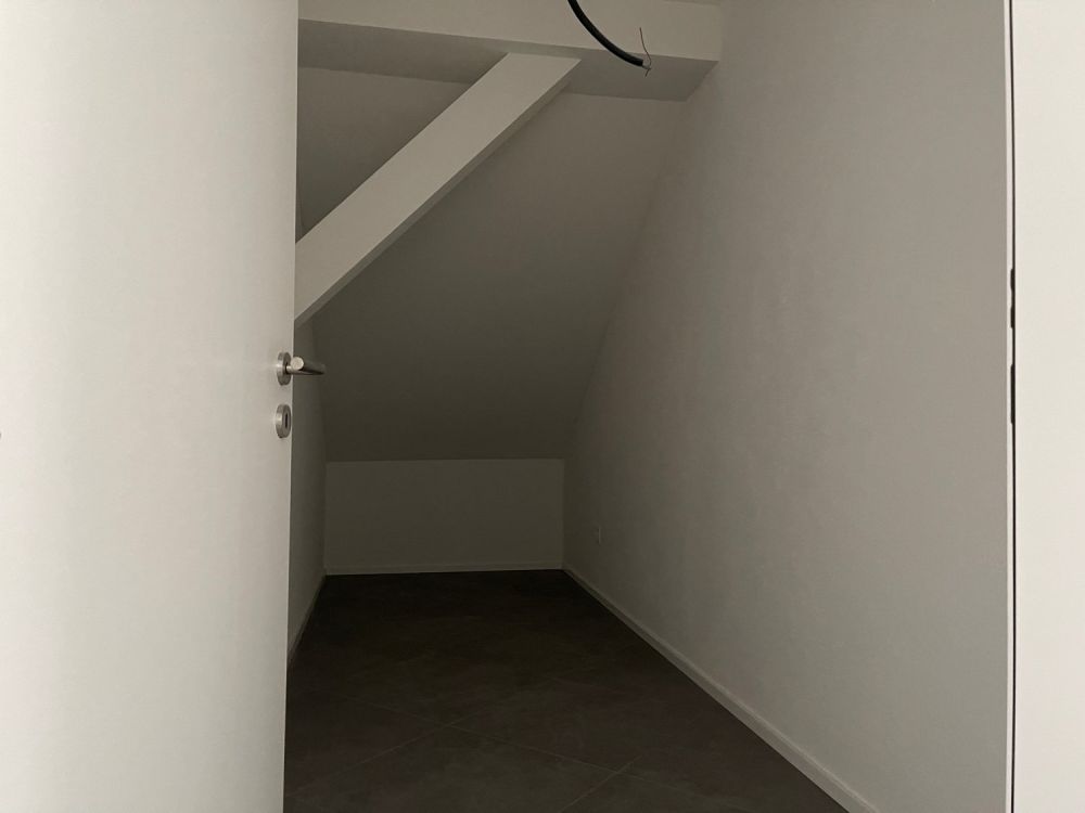 4.5-Zimmerwohnung in kernsanierter Liegenschaft in Hallau - Bild 7