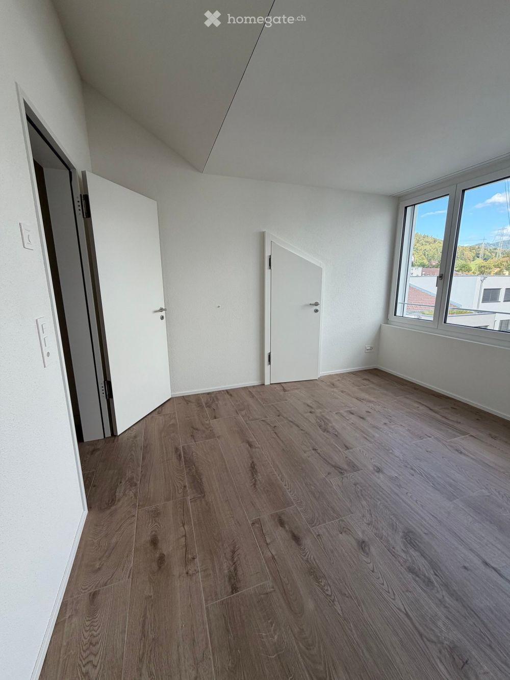 Erstvermietung 4.5 Zimmer-Attika/Dachwohnung mit Galerie und gedeckter Loggia - Bild 11