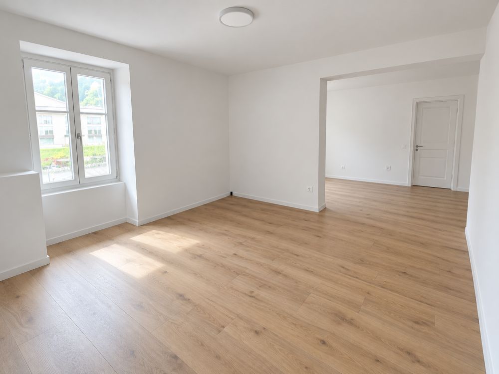 Renovierte 2,5-Zimmer-Wohnung direkt am Bahnhof - Bild 1