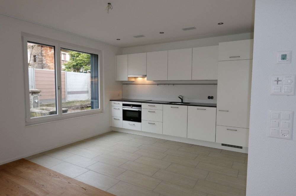 Moderne Erdgeschosswohnung an zentraler Lage  Nähe Bahnhof - Küche 1