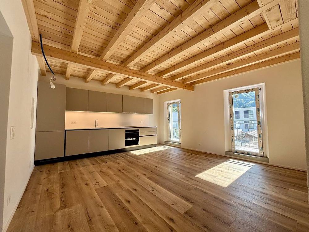 Erstklassige Lage (B) - 4.5 Zimmer/100 m² (2. OG) - Camignolo - Bild 1