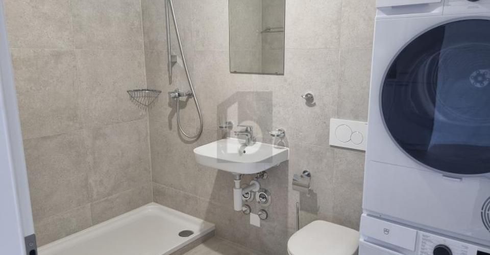 CONFORT MODERNE DANS UN EMPLACEMENT IDÉAL - Appartement 2 pièces - image - 5