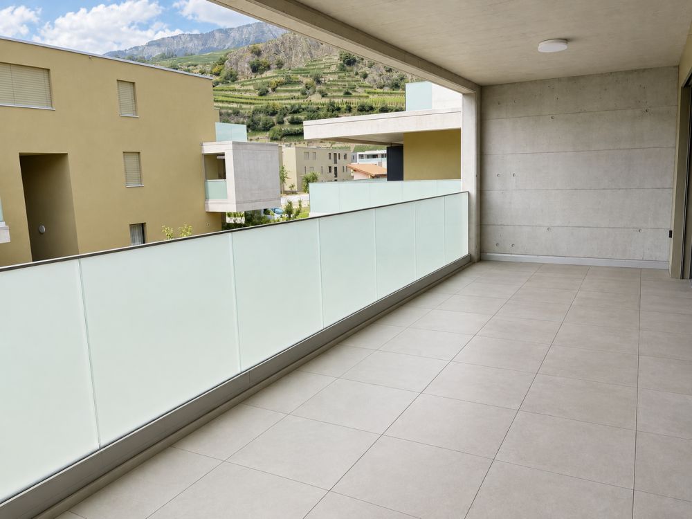 1er étage – Neuf – Places de parc intérieure – Grand balcon - Bild 2