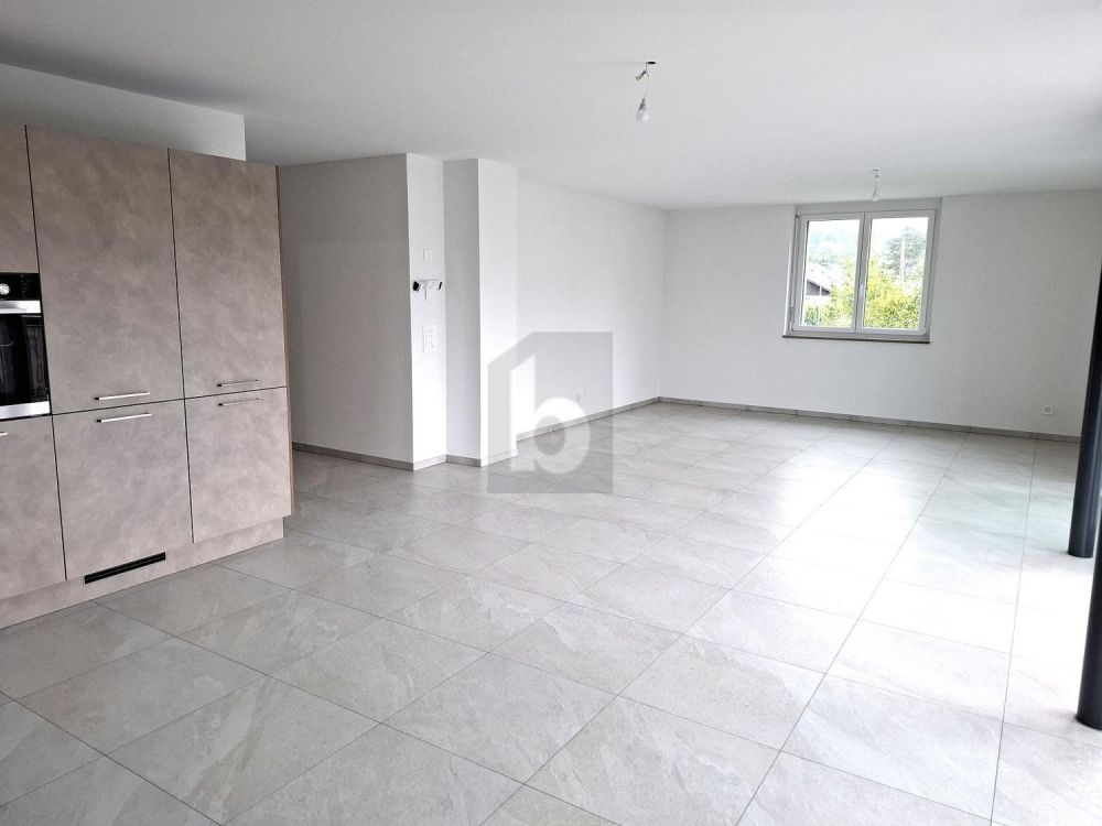 NEUF, SPACIEUX ET MODERNE - Bild 3