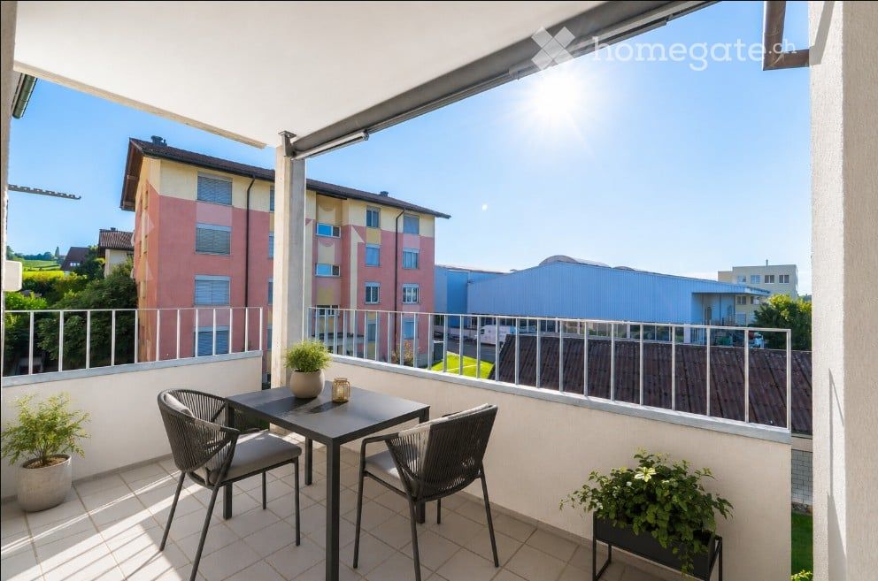 Erstvermietung nach Totalsanierung – moderne 3.5-Zi. Wohnung im 1. OG - Bild 1