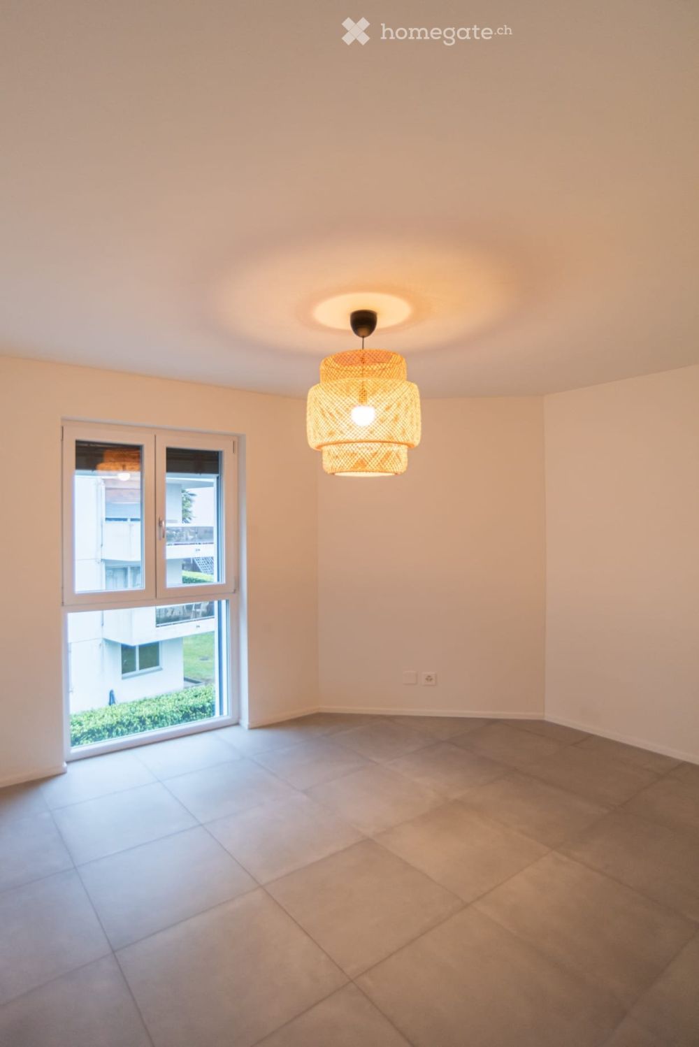 SUBENTRANTE CERCASI: 2.5 locali in nuova palazzina a Morbio - Bild 1