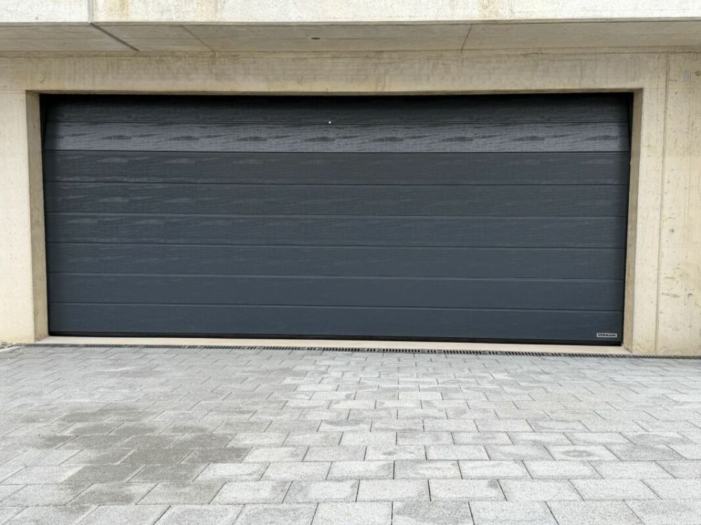 3 1/2 Zimmerwohnung zu vermieten - Doppelgarage