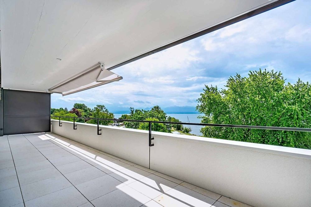 Luxueux 4.5 pièces traversant avec balcon couvert de 76m2 et vue lac - Bild 8