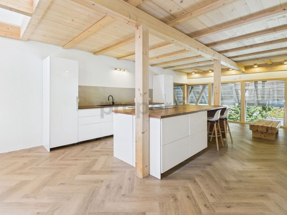 Lichtdurchflutete 2.5-Zimmer-Wohnung mit Galerie in Heimiswil  Erstbezug - Image 2