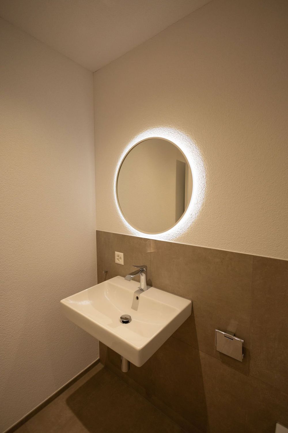 Erstvermietung moderne 4.5 Zimmerwohnung im 1. OG - Bild 6