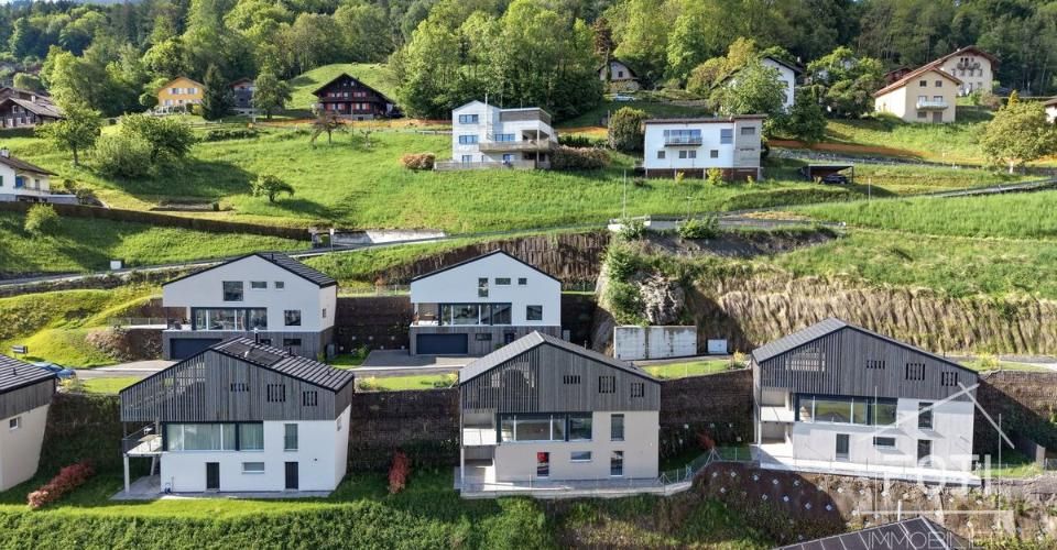 Villa individuelle NEUVE de 4,5 pièces avec belle vue sur la plaine. - Maison terrasse 4.5 pièces - image - 3