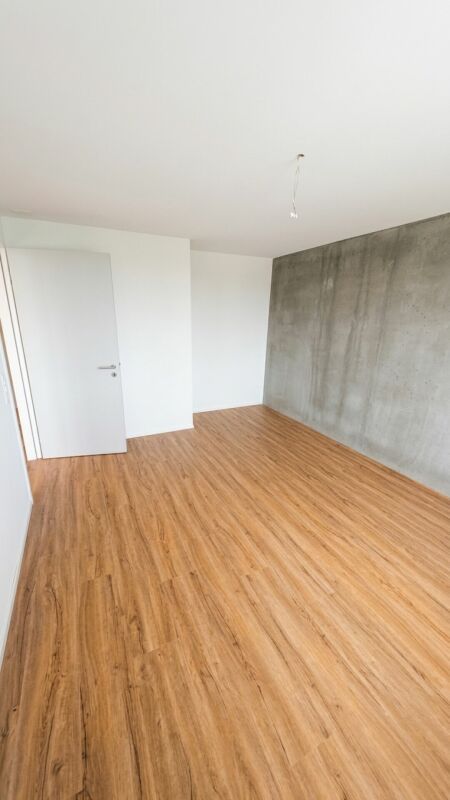 Grosszügige 2.5 Attikawohnung mit 79m2 - Bild 11