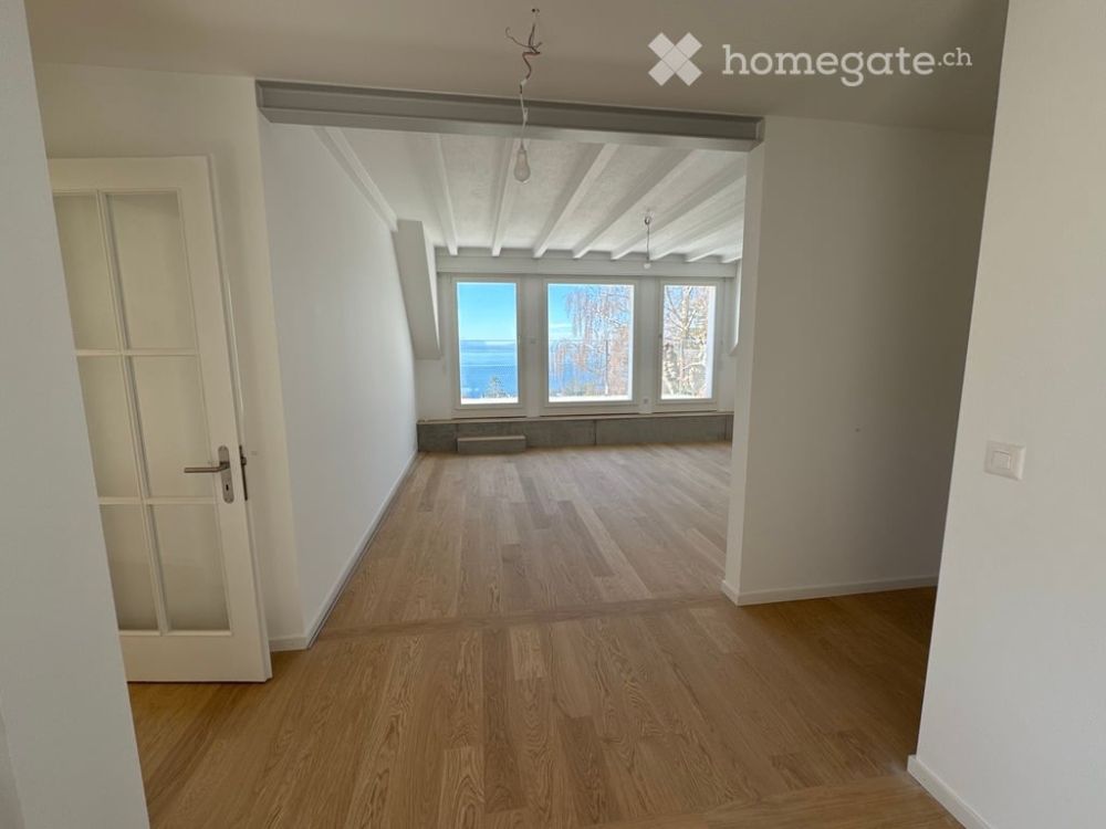 Appartement 4.5 pièces rénové avec vue lac à Lutry - Bild 1
