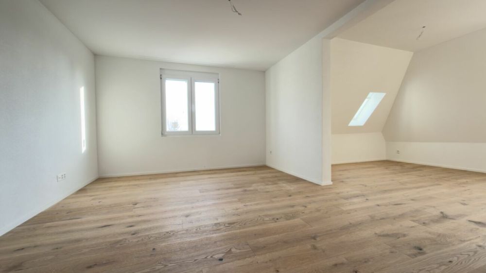 Kernsanierte 3.5 Dachwohnung im Eigentumstandard - Bild 2