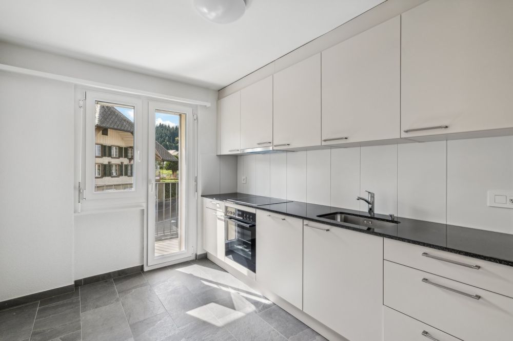 Perfekte Familienwohnung , Erstbezug nach Totalsanierung! - Bild 2