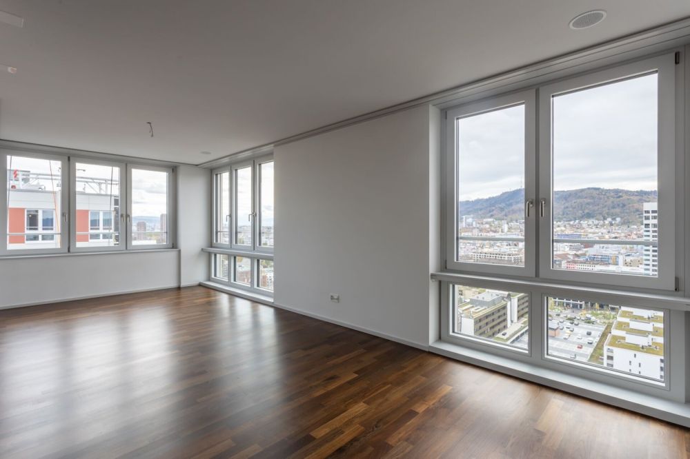 Angenehme 2.5 Zimmerwohnung 22.14 im Letziturm, Zürich Altstetten - 5.jpg