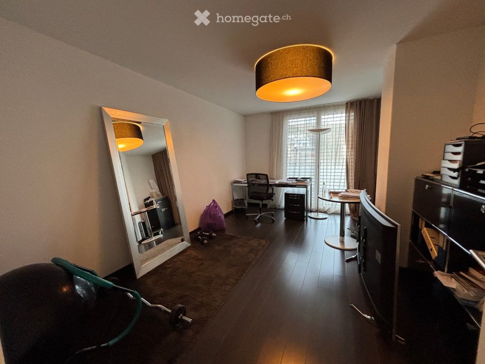 Exklusive Attikawohnung mit Seesicht und grosszügiger 160m² Terrasse in Wollerau - Bild 9