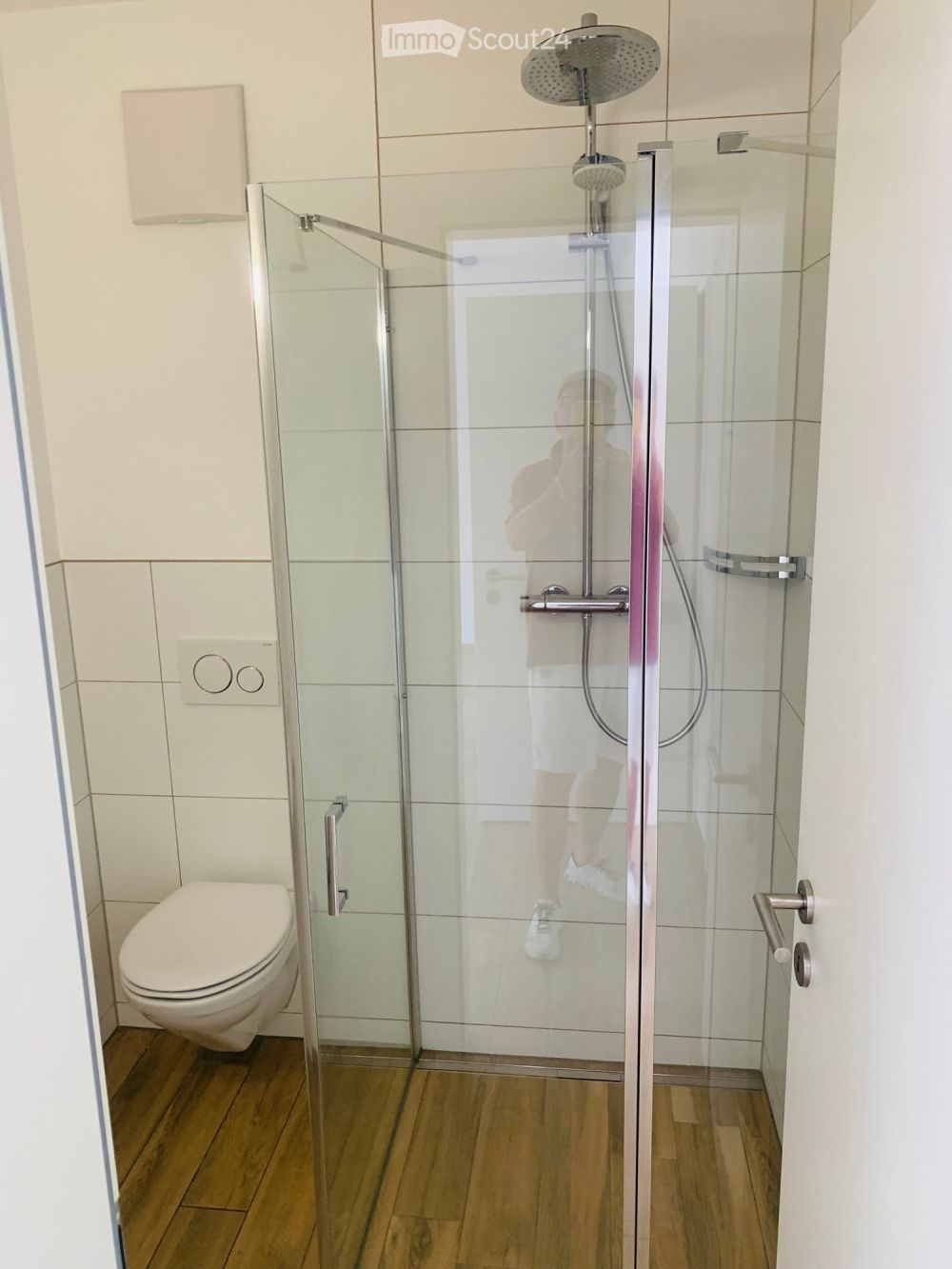 Wohnen wie im Einfamilienhaus mit viel Umschwung und Garten - Bild 1