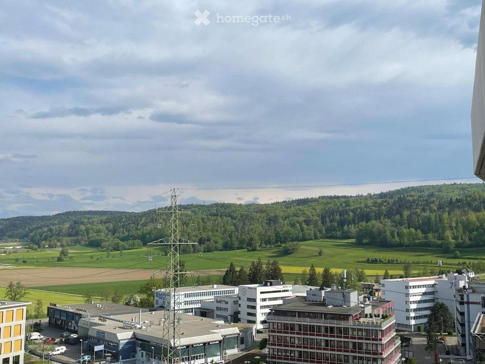 Helle, grosszügige 2,5 Zimmer-Wohnung auf dem 13. Stock, mit Panoramablick - Bild 1