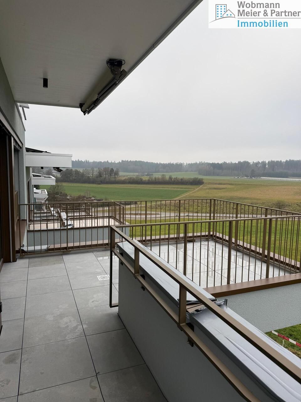 Erstbezug 2026 - Exklusive 3.5-Zimmer-Attikawohnung mit zwei Terrassen - Balkon Nr. 1