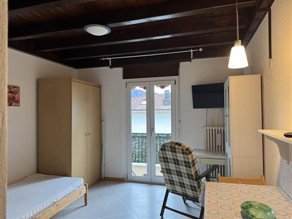 Caslano: Appartamento arredato  1 locale - Interno
