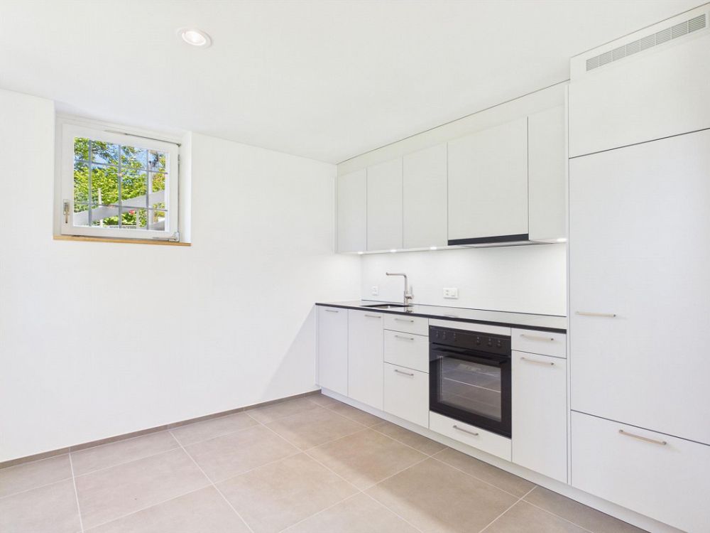 Frisch sanierte 2.5-Zimmerwohnung mit Gartenidylle im Obstberg - Bild 7