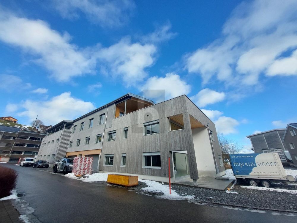 LUXURIÖSER ERSTBEZUG MIT BALKON - Bild 1