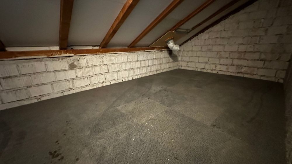 Erstvermietun nach Sanierung: 1-Zimmer-Dachwohnung - Bild 7