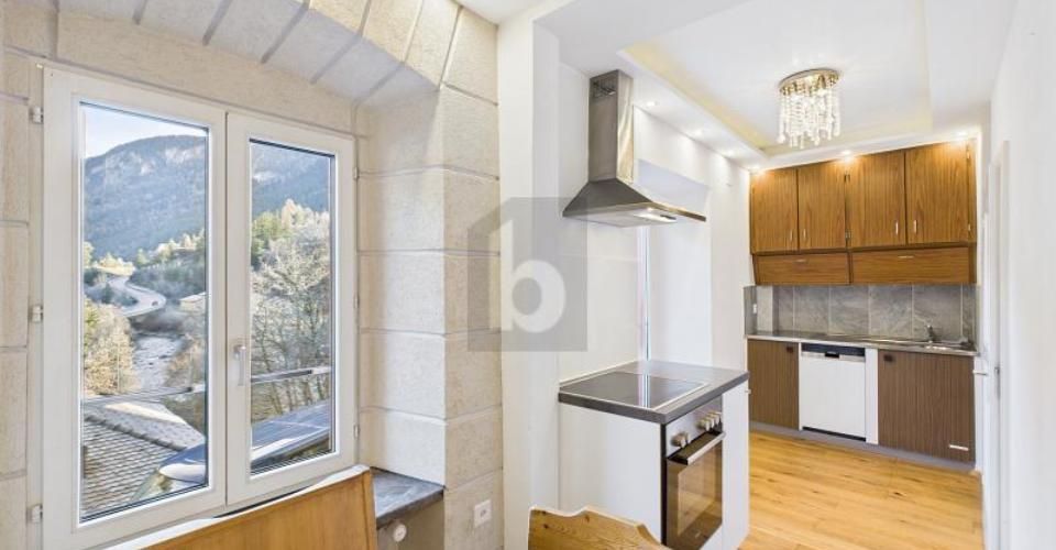 CHARMANT SANIERT MIT SCHÖNEM SPECKSTEINOFEN - Appartement 3.5 pièces - image - 4