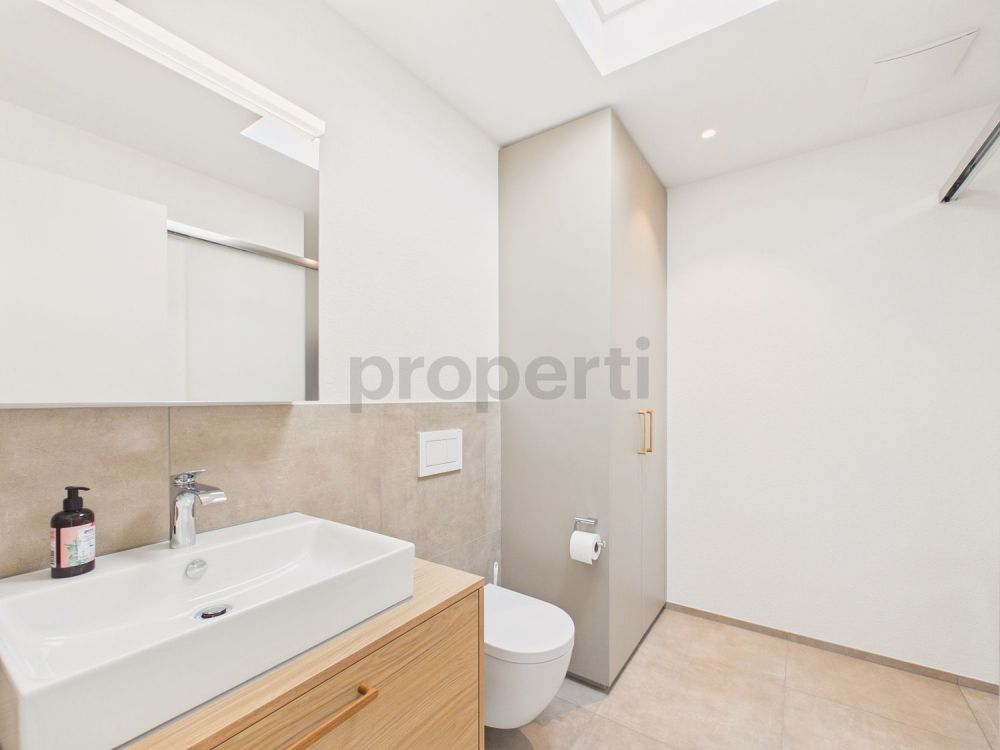 Moderne 3.5-Zimmer-Möblierte Wohnung mit 2 Balkonen, mit See- und Bergsicht in Pfäffikon ZH - Image 7