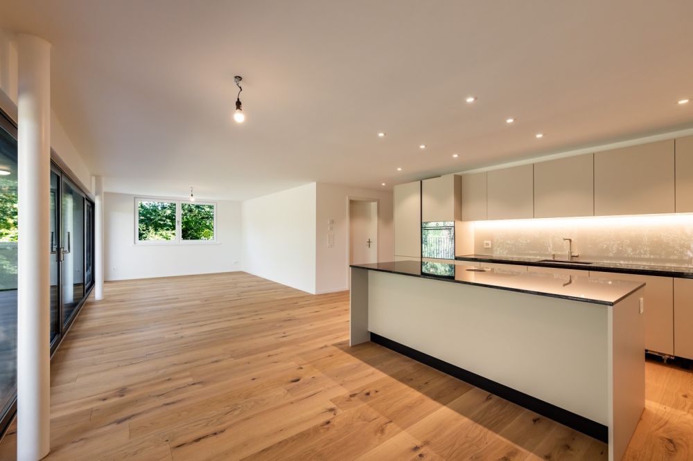 3.5 Zimmer-Neubau-Wohnung im Gwatt - Bild 2