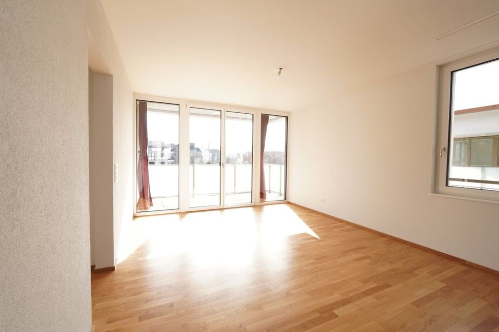 ERSTVERMIETUNG IN LIESTAL - jede Wohnung mit eigenem Waschturm - DSC02857.JPG