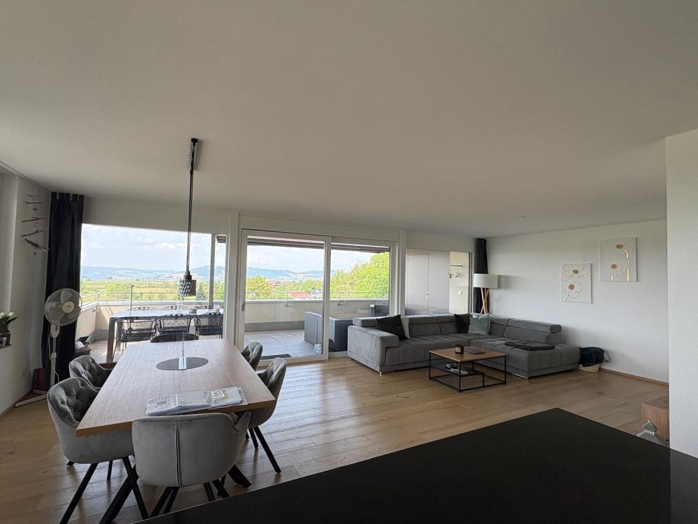 4.5 Zimmer Wohnung zu vermieten - Bild 1