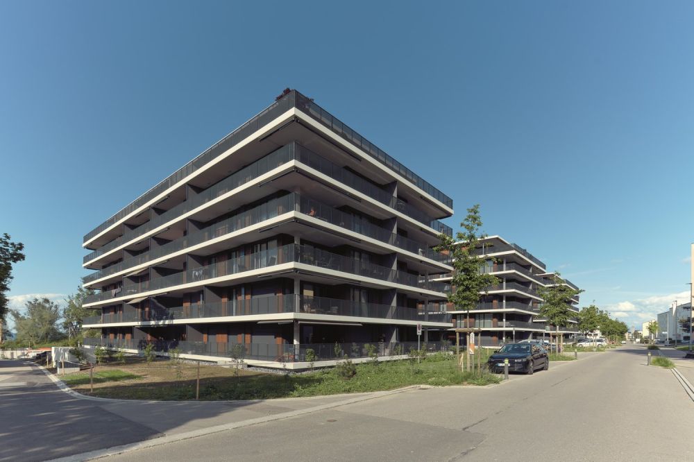 Moderne Minergie-Wohnung in Seenähe mit Balkon & Smart-Home - Bild 1